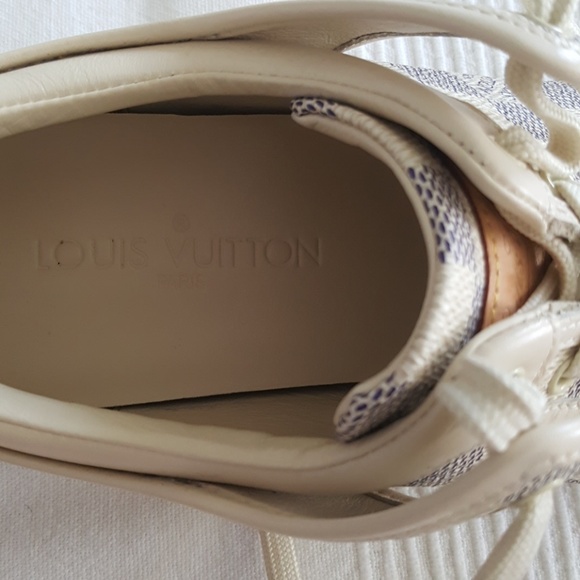 AUTHENTIC LOUIS VUITTON SNEAKERS - Picture 4 of 8